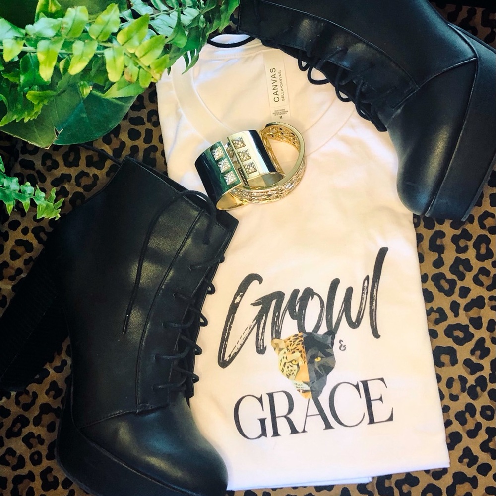 Growl & Grace Signature Logo Unisex Tee🐆